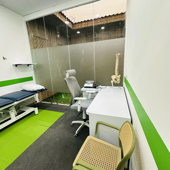 Cb Physiotherapy Clinic Saket